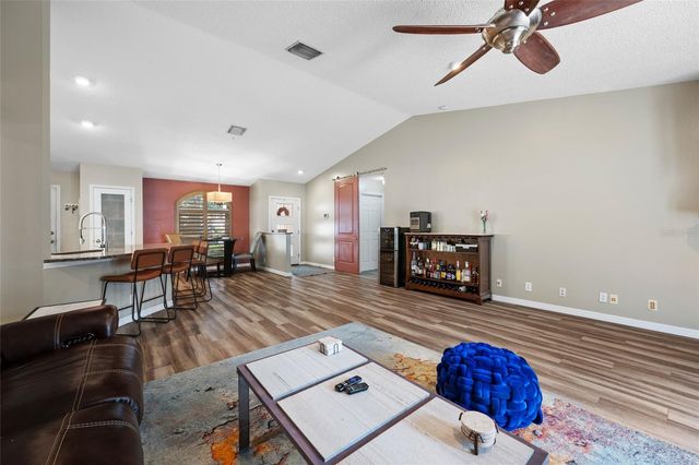 12965 PINEFOREST WAY W, Largo, FL 33773