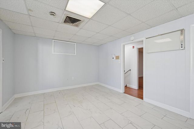 151 LONG LN, Upper Darby, PA 19082