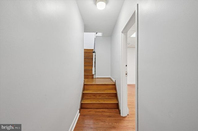 151 LONG LN, Upper Darby, PA 19082