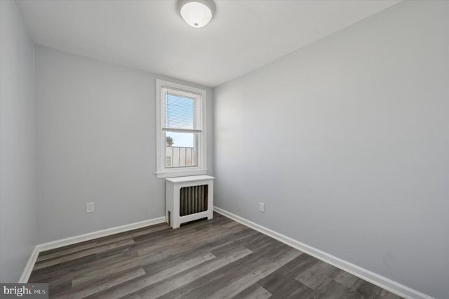 151 LONG LN, Upper Darby, PA 19082