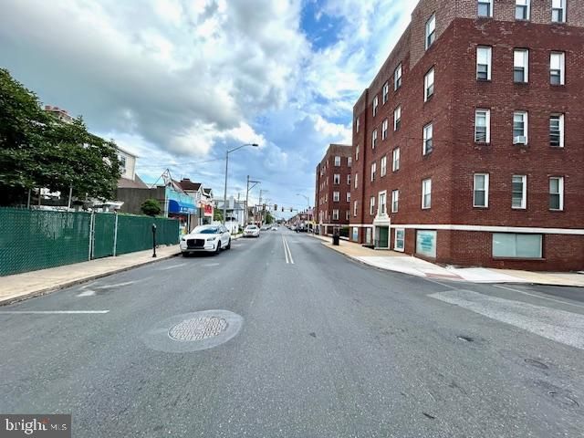 151 LONG LN, Upper Darby, PA 19082