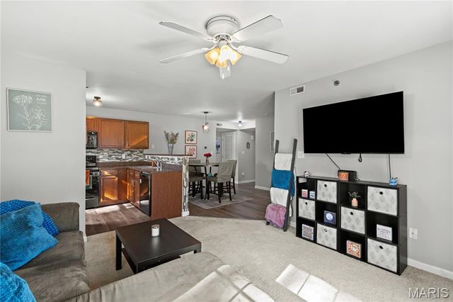 412 Saravalle Drive, St Peters, MO 63376