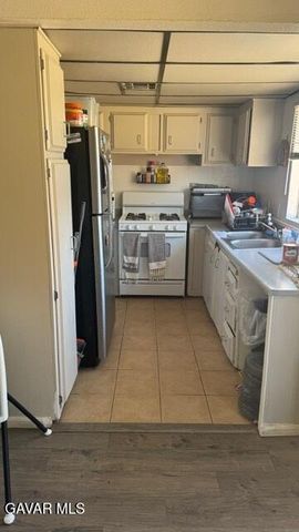 43625 Ponderosa Street, Lancaster, CA 93535