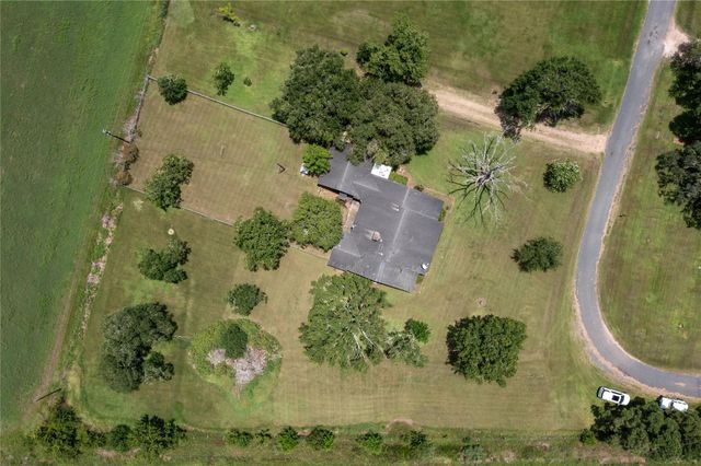 270 Bode Street, El Campo, TX 77437