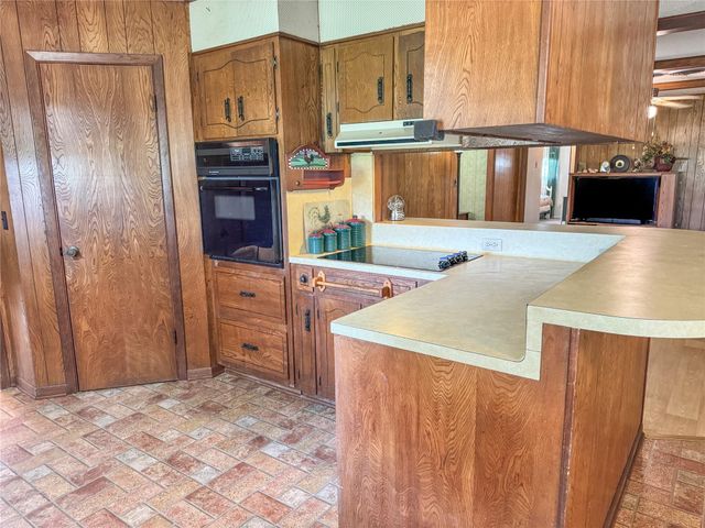 270 Bode Street, El Campo, TX 77437