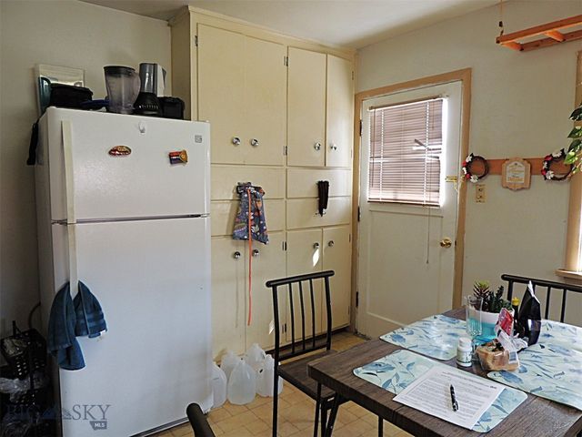 406 Dixon Street, Deer Lodge, MT 59722