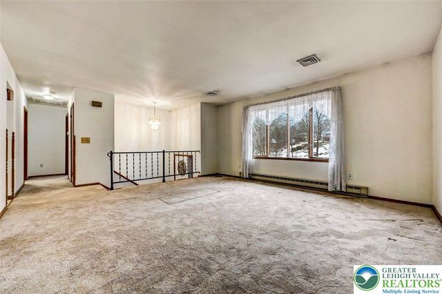 107 Cindy Court, Stroud Twp, PA 18301