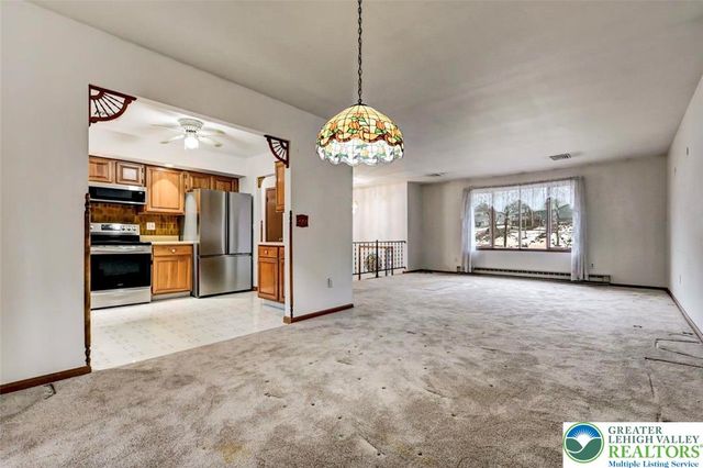 107 Cindy Court, Stroud Twp, PA 18301