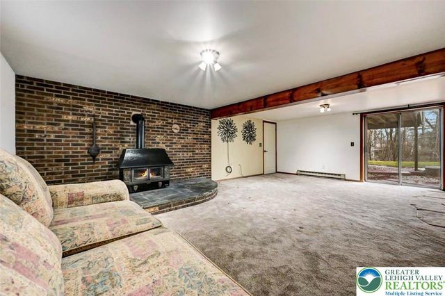 107 Cindy Court, Stroud Twp, PA 18301