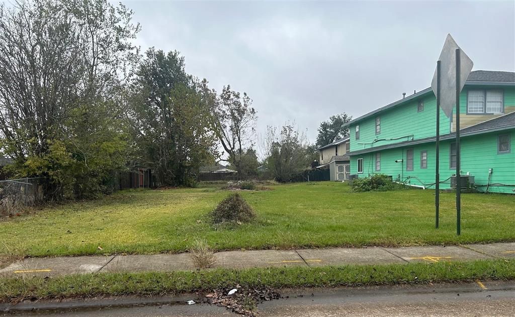 1015 Pine Street, Lake Charles, LA 70601