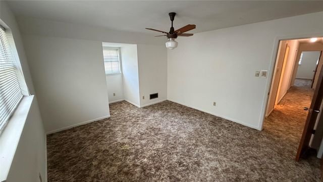 401 Glenhaven Drive, Azle, TX 76020