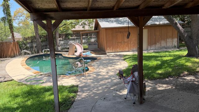401 Glenhaven Drive, Azle, TX 76020