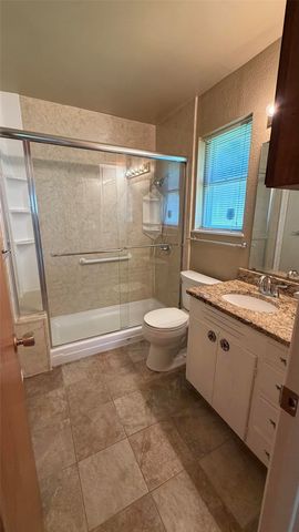 401 Glenhaven Drive, Azle, TX 76020