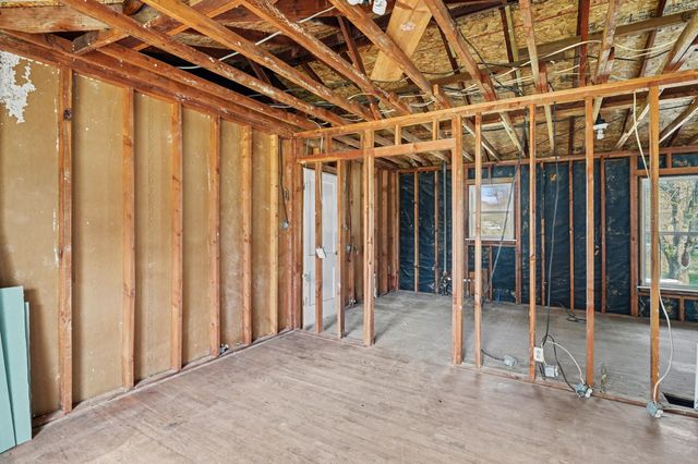 1030 Denton Street, Denton, TX 76201