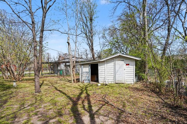 1030 Denton Street, Denton, TX 76201