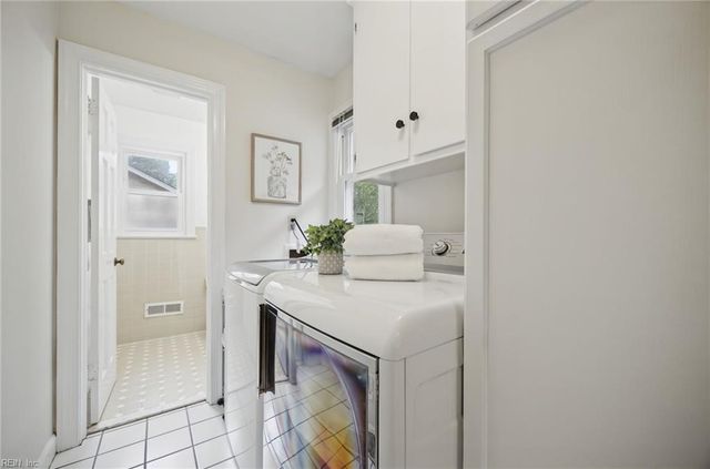 800 Sheraton DR, Virginia Beach, VA 23452