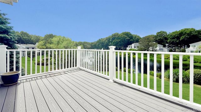 102 Hampton Vista Drive, Manorville, NY 11949
