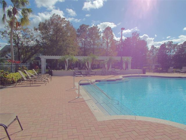 417 SOUTHERN PECAN CIRCLE 207, Winter Garden, FL 34787