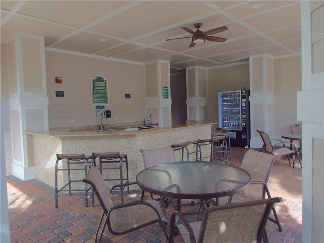 417 SOUTHERN PECAN CIRCLE 207, Winter Garden, FL 34787