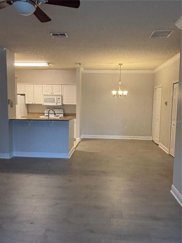 417 SOUTHERN PECAN CIRCLE 207, Winter Garden, FL 34787