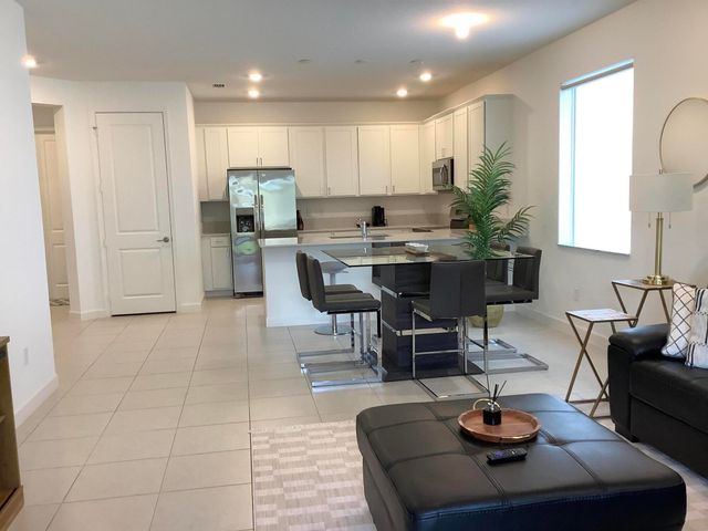 13431 Amber Waves Avenue, Delray Beach, FL 33484