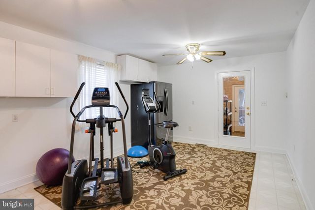 1432 SHORE RD, Baltimore, MD 21220