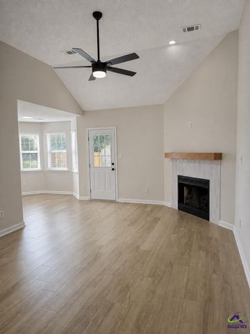 114 Grindstaff Drive, Bonaire, GA 31005