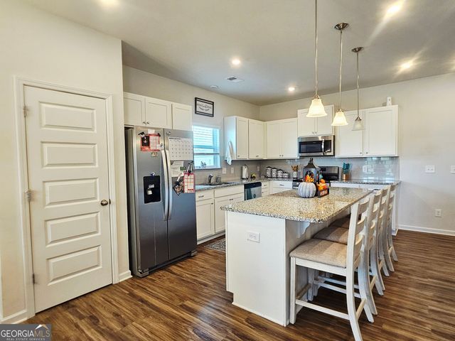 17 Rambling Oaks Drive NE, Rome, GA 30165