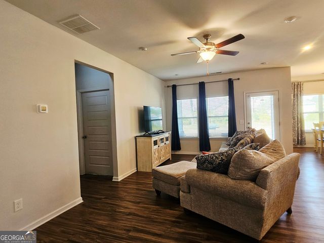 17 Rambling Oaks Drive NE, Rome, GA 30165