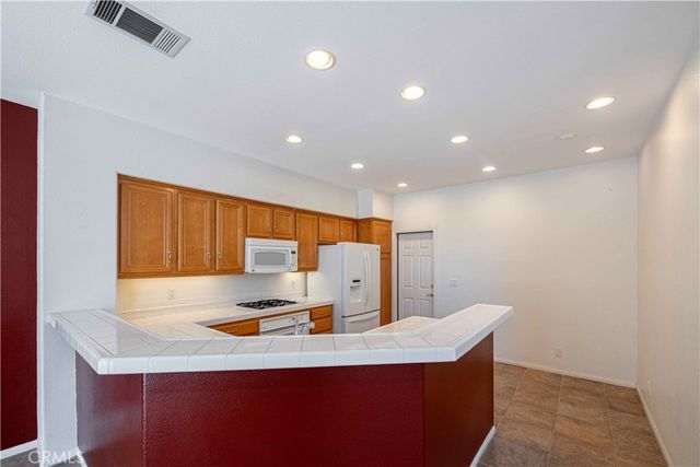 268 Camino Cortina, Camarillo, CA 93010