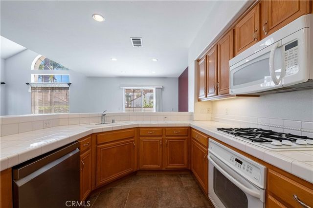 268 Camino Cortina, Camarillo, CA 93010