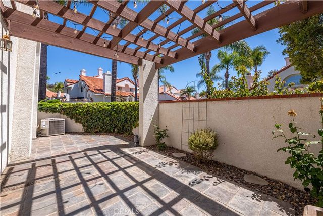 268 Camino Cortina, Camarillo, CA 93010