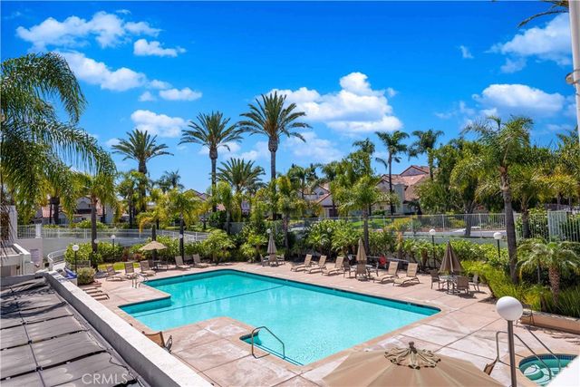 268 Camino Cortina, Camarillo, CA 93010