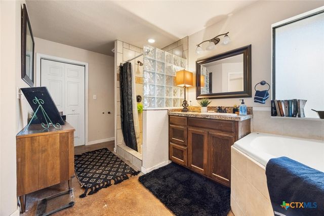 5 Cedar Valley Court, Wimberley, TX 78676