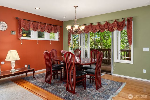 13915 SE 238th Place, Kent, WA 98042