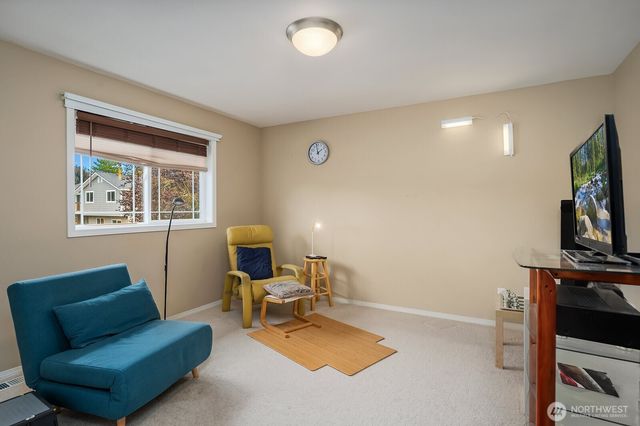 13915 SE 238th Place, Kent, WA 98042