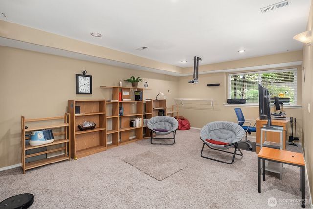 13915 SE 238th Place, Kent, WA 98042