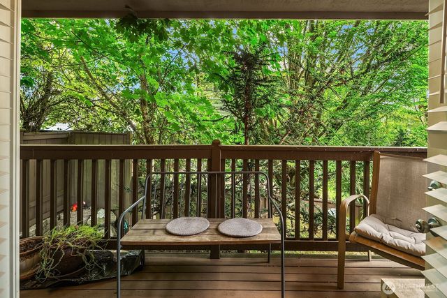 13915 SE 238th Place, Kent, WA 98042