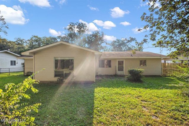 3331 Cherrywood Drive, Jackson, MS 39212
