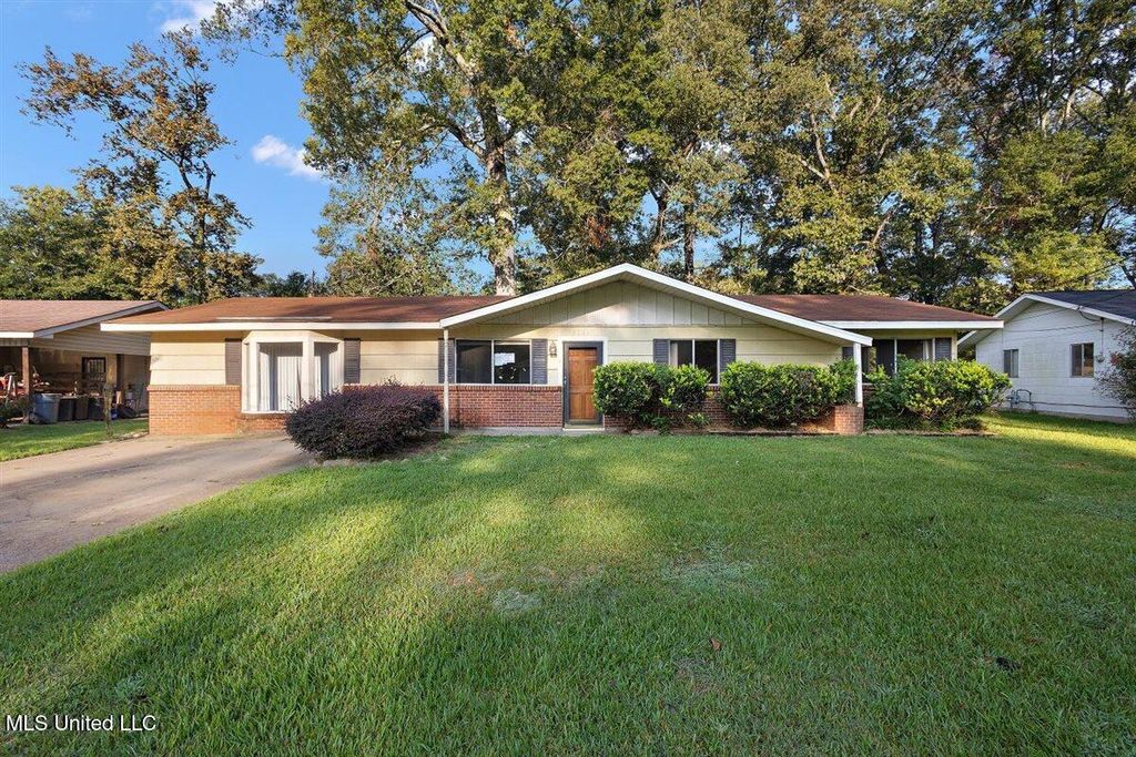 3331 Cherrywood Drive, Jackson, MS 39212
