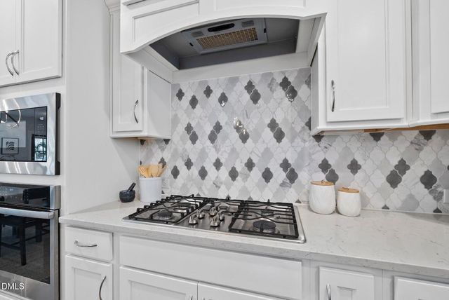 174 Bluffwood Avenue, Chapel Hill, NC 27516