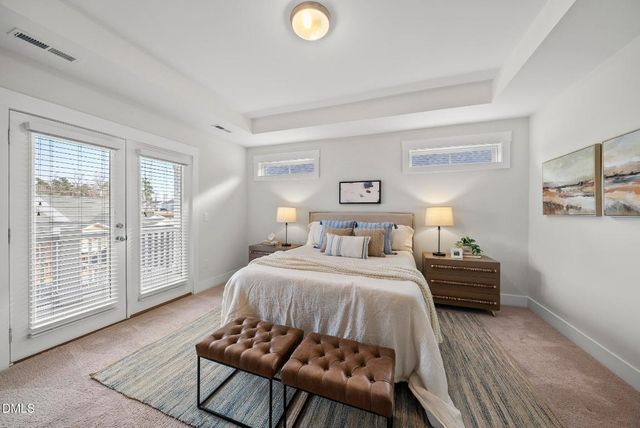 174 Bluffwood Avenue, Chapel Hill, NC 27516