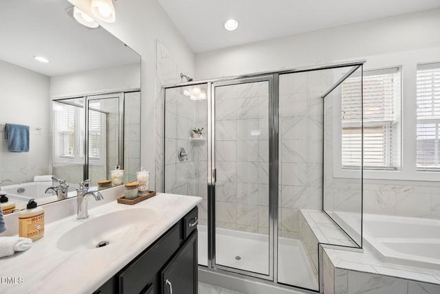 174 Bluffwood Avenue, Chapel Hill, NC 27516