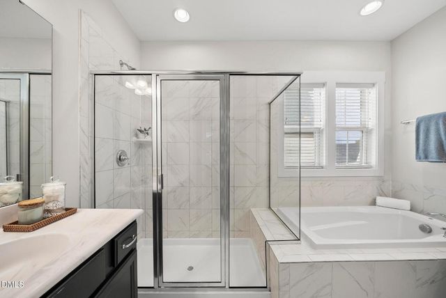 174 Bluffwood Avenue, Chapel Hill, NC 27516