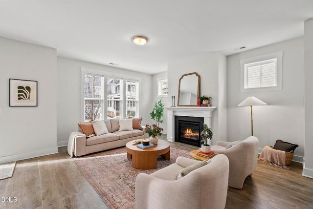 174 Bluffwood Avenue, Chapel Hill, NC 27516