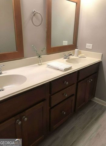 6295 Shelburne Park Lane 20, Mableton, GA 30126