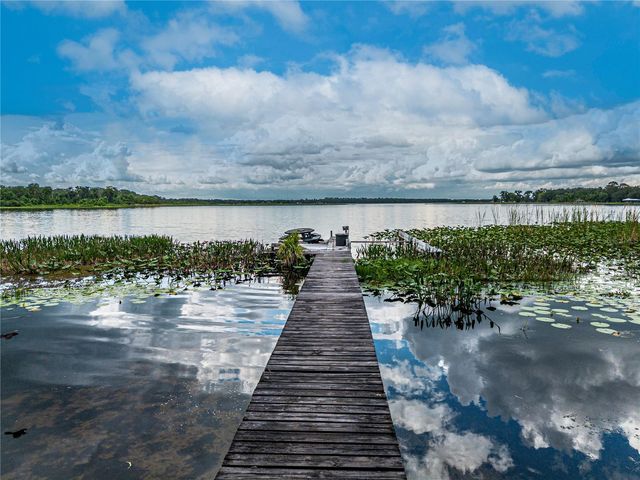 1502 LAKE JOSEPHINE DRIVE, Sebring, FL 33875