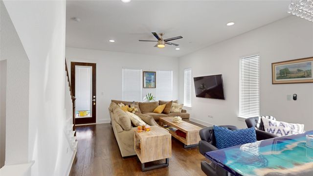 227 Lanyard Drive, Lewisville, TX 75057