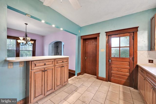 116 S 1ST AVE, Lebanon, PA 17042