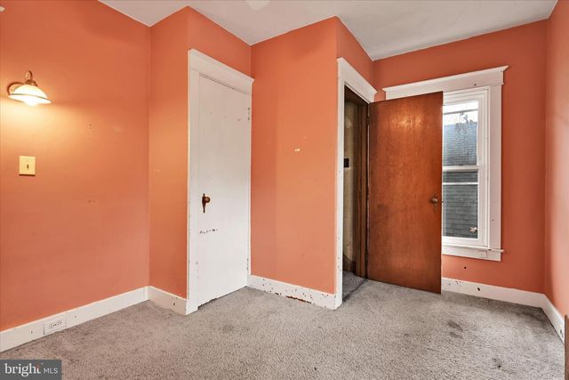 116 S 1ST AVE, Lebanon, PA 17042